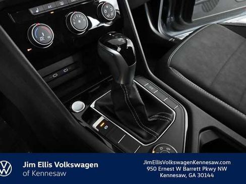 Certified 2023 Volkswagen Taos SE image 26