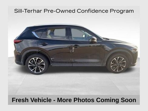 Used 2022 MAZDA CX-5 AWD 2.5 S w/ Premium Package image 1