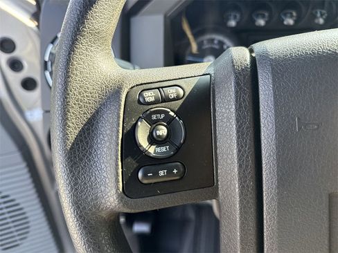 Used 2011 Ford F250 XLT image 16