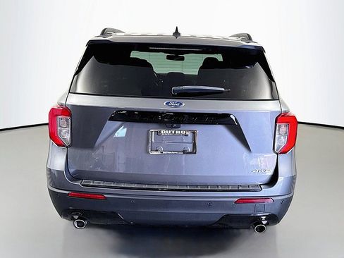 Used 2023 Ford Explorer ST-Line AWD/4WD image 6