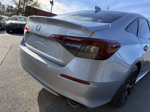 Used 2025 Honda Civic Sport image 11