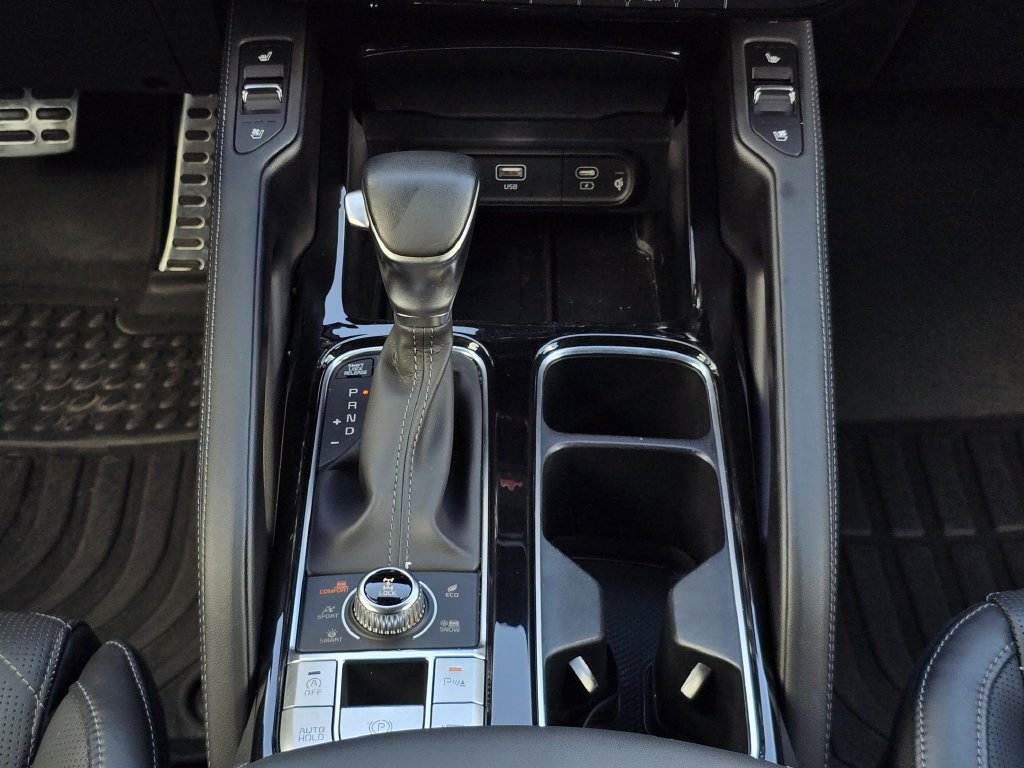 Certified 2025 Kia Telluride SX Prestige X-Line AWD/4WD image 23