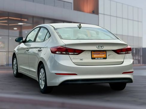 Used 2017 Hyundai Elantra SE FWD image 8