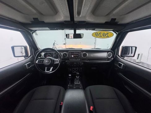 Used 2020 Jeep Wrangler Unlimited Sahara w/ Uconnect 4C Nav & Sound Group image 3