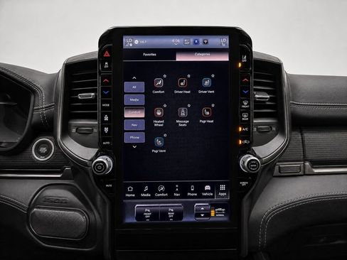 Used 2025 RAM 1500 Limited AWD/4WD image 40