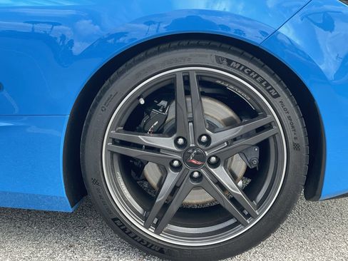 Used 2024 Chevrolet Corvette Stingray Premium Conv w/ Z51 Performance Package image 32