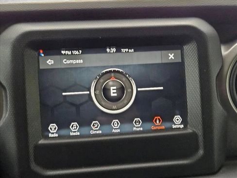 Used 2022 Jeep Wrangler Unlimited Sport AWD/4WD image 13