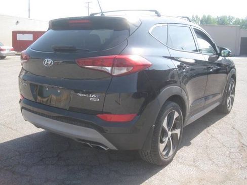Used 2017 Hyundai Tucson Sport w/ Cargo Package AWD/4WD image 5