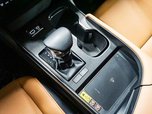 Used 2024 Lexus ES 300h w/ Premium Package image 23