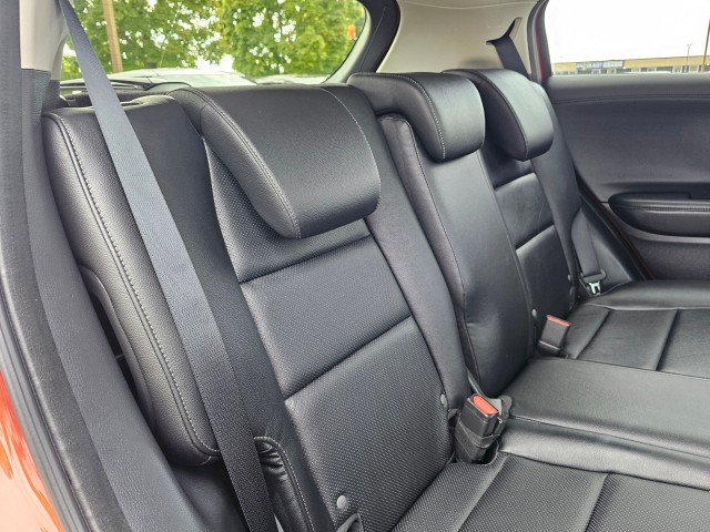 Used 2020 Honda HR-V Touring image 14