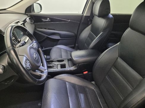 Used 2017 Kia Sorento SX image 17