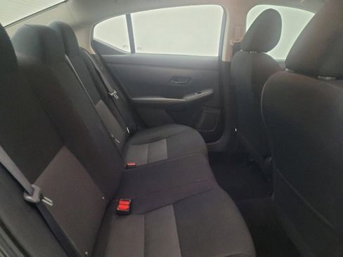 Used 2024 Nissan Sentra SV FWD image 19