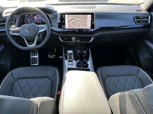 New 2026 Volkswagen Atlas Cross Sport SEL Premium R-Line image 12