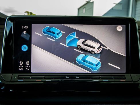 New 2026 Volkswagen Atlas SE image 6