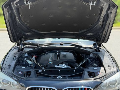 Used 2015 BMW 740i RWD image 51