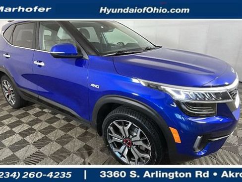 Used 2022 Kia Seltos SX w/ Sunroof Package AWD/4WD image 1