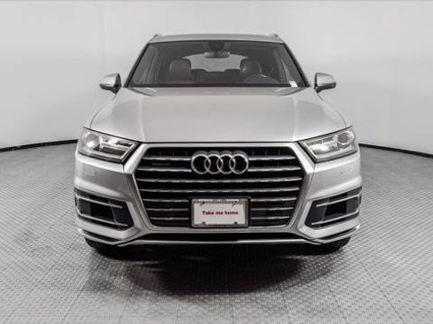 Used 2019 Audi Q7 3.0T Premium AWD/4WD image 12