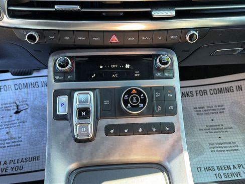 Used 2023 Hyundai Palisade Calligraphy w/ Cargo Package image 22