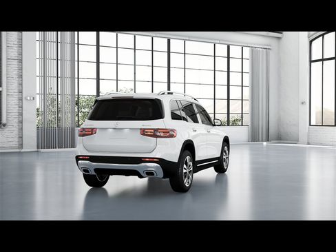 Certified 2026 Mercedes-Benz GLB 250 4MATIC image 18