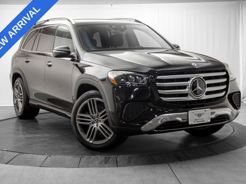 Used 2025 Mercedes-Benz GLS 450 4MATIC image 1