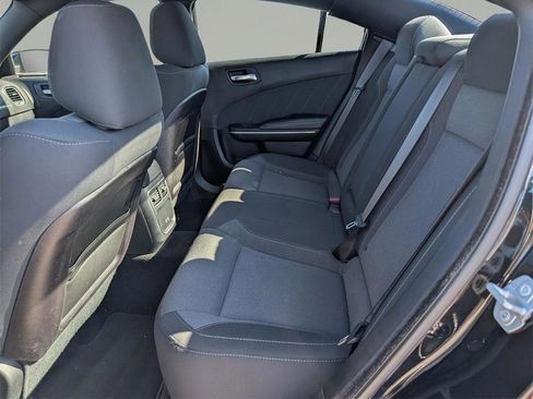 Used 2019 Dodge Charger SXT image 14