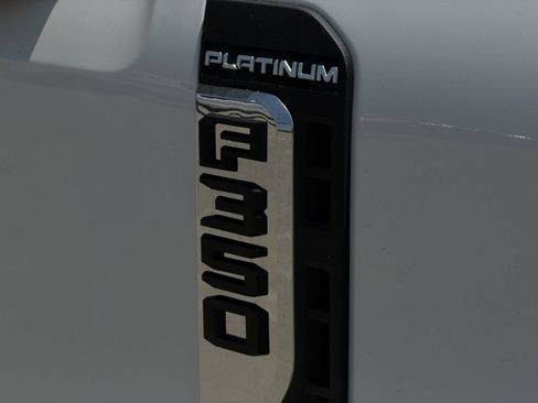 New 2026 Ford F350 Platinum w/ Platinum Plus Package AWD/4WD image 9