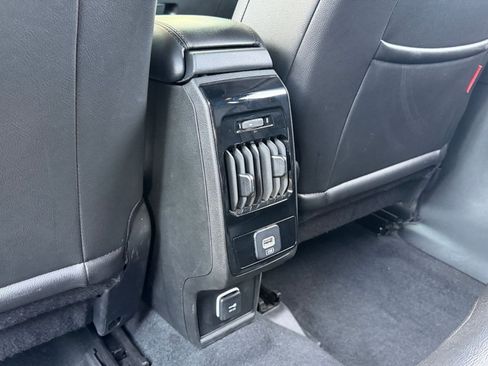 Used 2025 Jeep Compass Trailhawk image 22