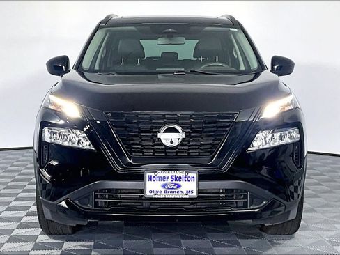 Used 2023 Nissan Rogue SV w/ SV Premium B Package AWD/4WD image 3
