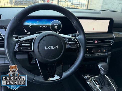 Used 2024 Kia Seltos S FWD image 11