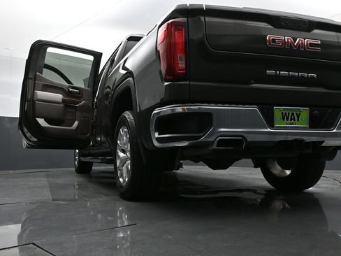 Used 2021 GMC Sierra 1500 SLT w/ SLT Premium Package AWD/4WD image 40