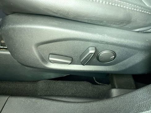 Used 2019 Ford Explorer Limited w/ Class III Trailer Tow Package image 20