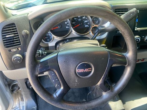 Used 2013 GMC Sierra 2500 W/T w/ Snow Plow Prep Package AWD/4WD image 11