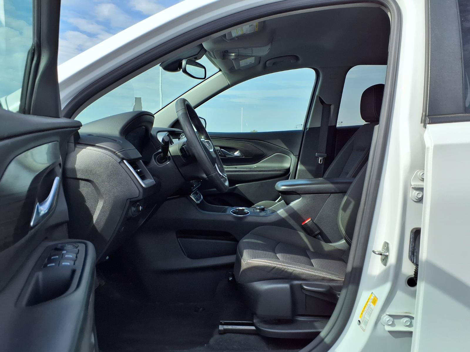 Used 2022 GMC Terrain SLE w/ Elevation Edition FWD image 19