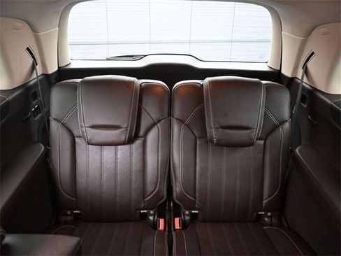 Used 2017 Mercedes-Benz GLS 450 4MATIC image 12