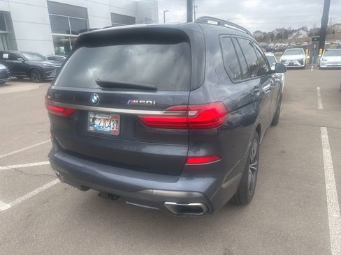 Used 2020 BMW X7 M50i image 11
