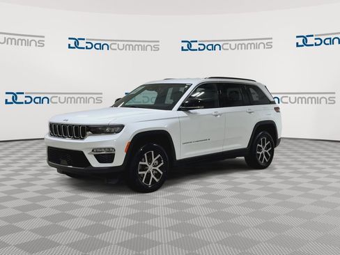 Used 2024 Jeep Grand Cherokee Limited image 4