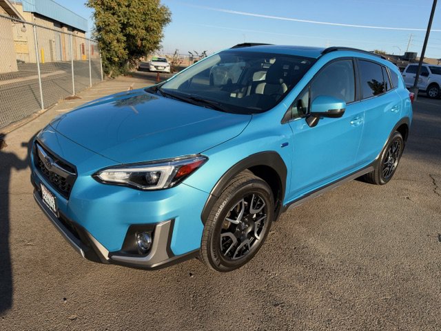 Used 2020 Subaru Crosstrek Hybrid w/ Moonroof Package w/Navigation AWD/4WD image 1