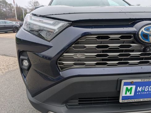 Used 2022 Toyota RAV4 Limited image 10