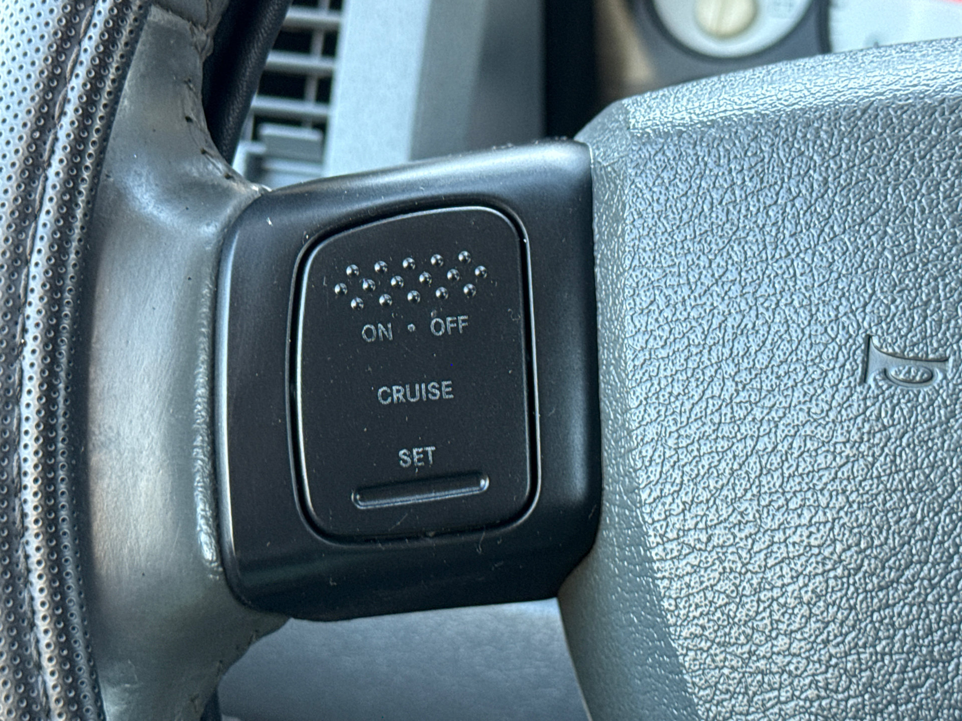 Used 2009 Dodge Ram 2500 Truck SLT w/ Popular Equipment Group AWD/4WD image 29