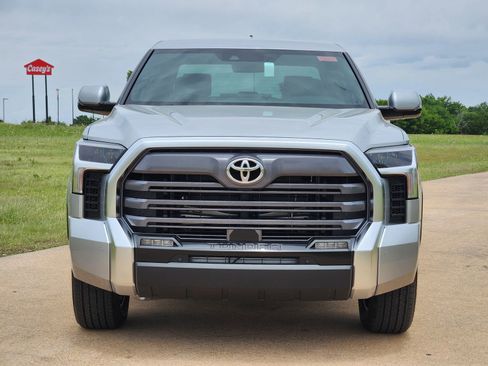 New 2026 Toyota Tundra Limited w/ Power Package AWD/4WD image 6