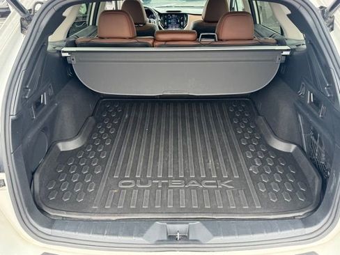 Used 2020 Subaru Outback Touring w/ Popular Package #2 image 30