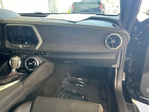 Used 2021 Chevrolet Camaro ZL1 RWD image 27
