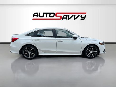 Used 2024 Honda Civic Touring image 8