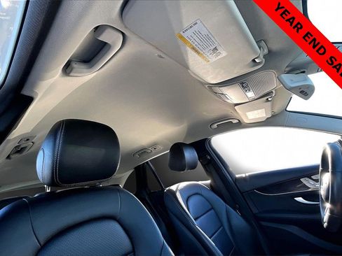 Used 2020 Mercedes-Benz GLC 300 4MATIC image 22