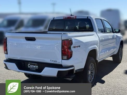 Used 2023 Chevrolet Colorado LT w/ LT Convenience Package II AWD/4WD image 14