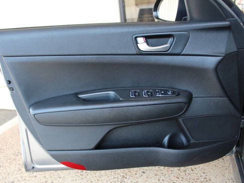 Used 2017 Kia Optima LX w/ Option Group 014 FWD image 16