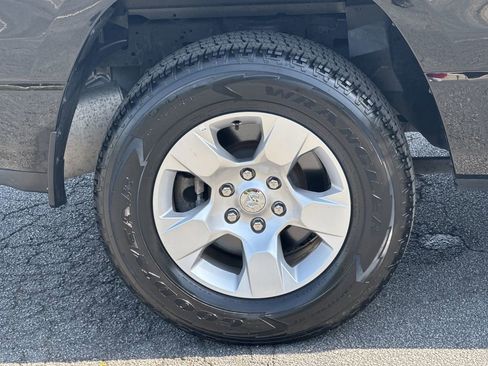 Used 2022 RAM 1500 Big Horn AWD/4WD image 14