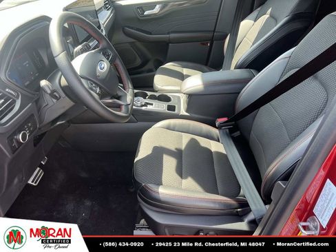 Used 2024 Ford Escape ST-Line w/ Tech Pack #1 AWD/4WD image 17