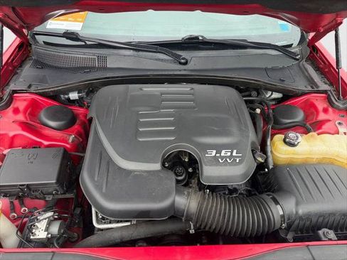 Certified 2018 Chrysler 300 S w/ 300S Premium Group RWD image 14