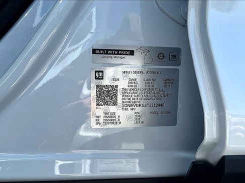 New 2026 Chevrolet Traverse LT w/ Sun and Wheel Package AWD/4WD image 12